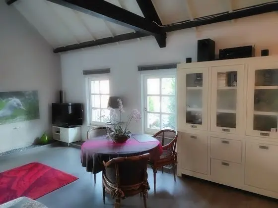Room to Rent With own Entrance, Living Room and Bathroom - Yerinde Yemek