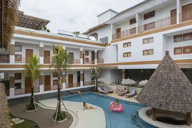 Roomates Hostel Canggu by Ini Vie Hospitality - İç Mekan