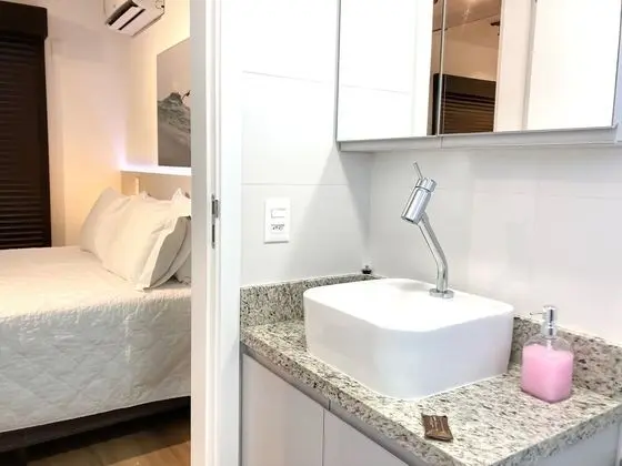 roomin I Haute Ville I Centro - Banyo Tipleri