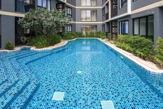 Roomme Hospitality The Urban Attitude - Havuz