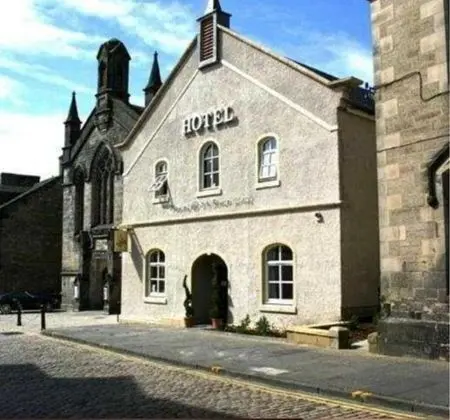 Rooms at 1703