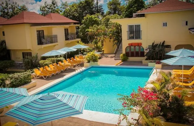 Rooms on the Beach Negril - Havuz