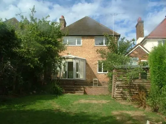 Rooms in Guildford Surrey - Öne Çıkan Resim