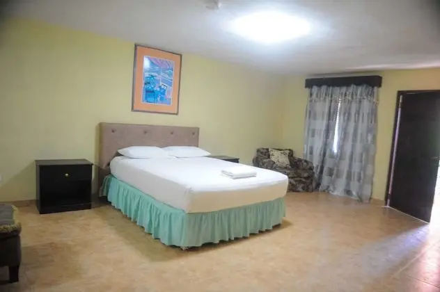 Rooms On the Hip Strip - Montego Bay - Oda