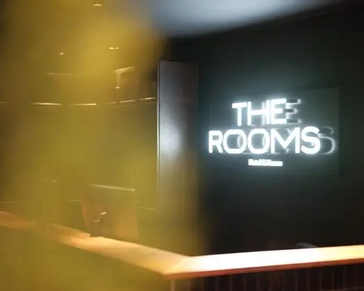 THE ROOMS - Hotel & House - Lobi