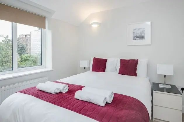 Roomspace Apartments - Nevis Court - Oda