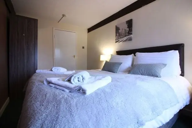 Roomtel Riverside Suites - Oda