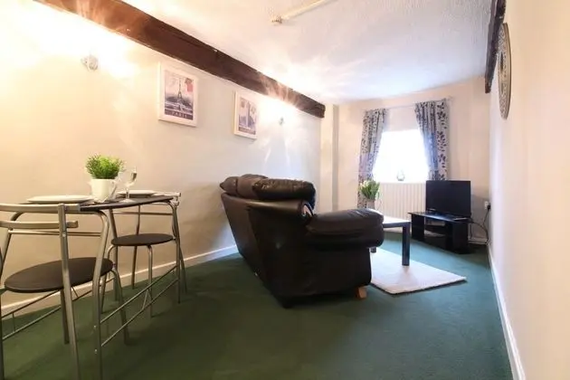 Roomtel Riverside Suites - Oda Düzeni