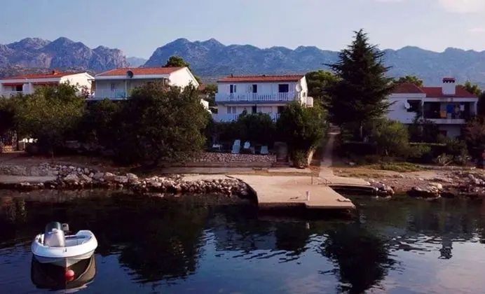 Roomy Apartment in Seline With Garden - Dış Mekan
