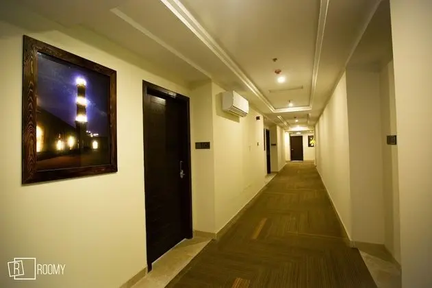 Roomy Signature Hotel - Dış Mekanlar