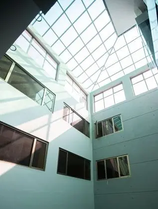 Roomy Signature Hotel - Lobi