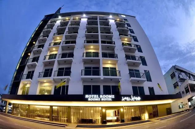 RoomZ Hotel