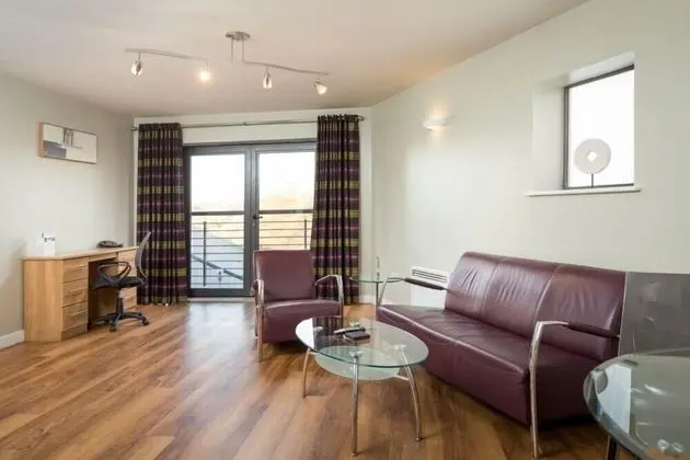Roomzzz Leeds Headingley - Öne Çıkan Resim