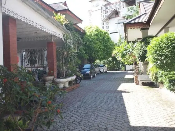 RoongRuang Hotel