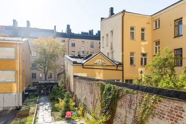 Roost Pietarinkatu