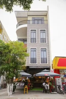 The Rooster Cafe, Dormitory and Studio - Dış Mekan