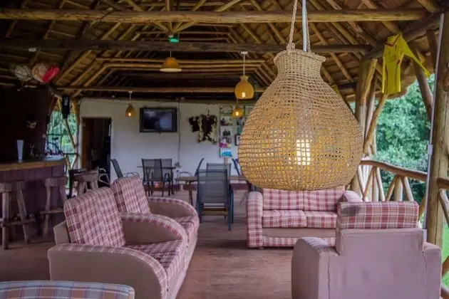 Roots Retreat and Camping Resort - Lobi