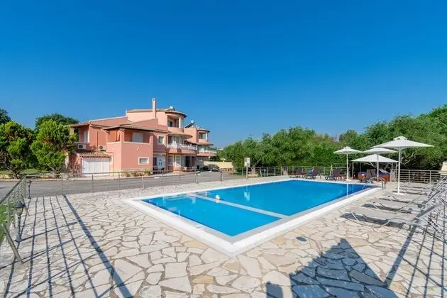 Villa Rosa 2 , Dassia , Corfu - Dış Mekan