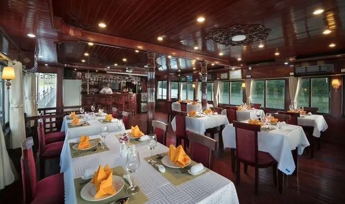 Rosa Boutique Cruise - Lobi