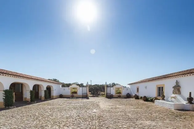 Rosa Estates: The Farmhouse & Stables - Dış Mekan