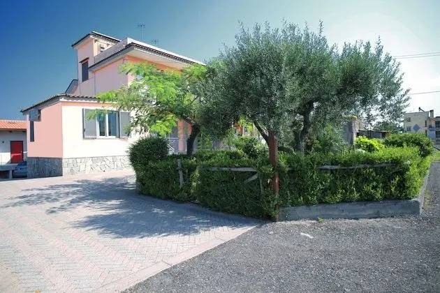 Villa Rosa Pompei Studios