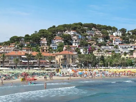 Rosa Rossi in Rossi With 2 Bedrooms and 1 5 Bathrooms