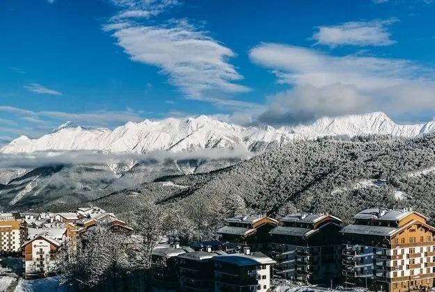 Rosa Ski Inn Hotel