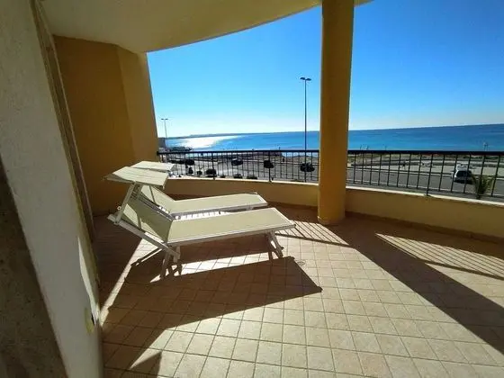 Rosa Virginia vista mare