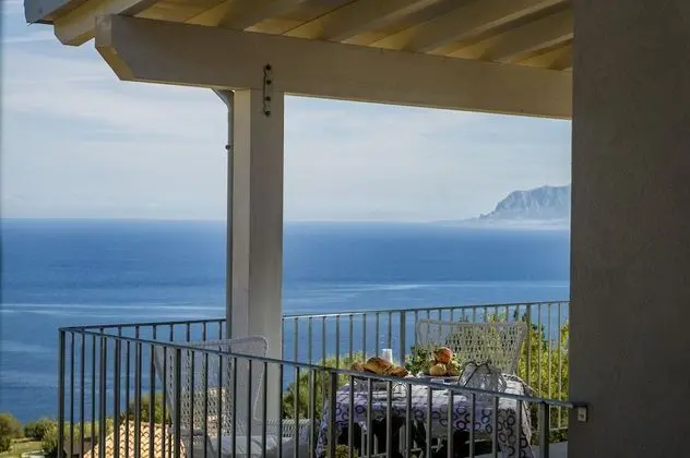 Villa Rosaria 2 Km From the Riserva Natural of the Zingaro