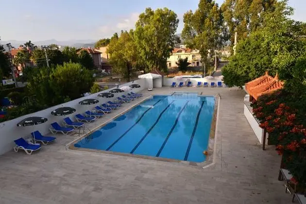 Rosary Beach Hotel - Havuz