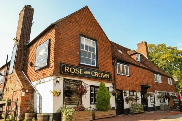 The Rose & Crown - Öne Çıkan Resim