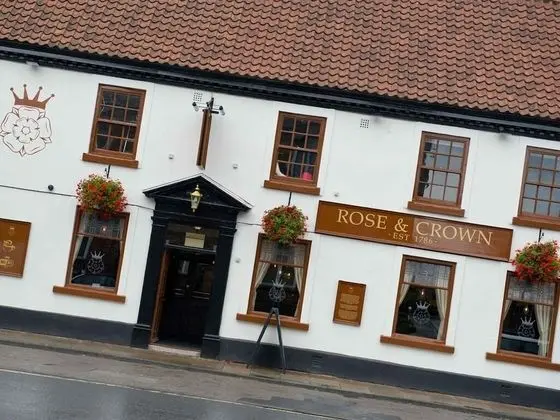 The Rose and Crown - Dış Mekan