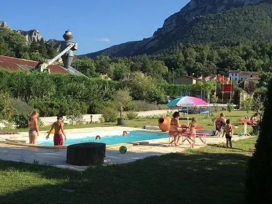 Rose des Pyrénées - Havuz