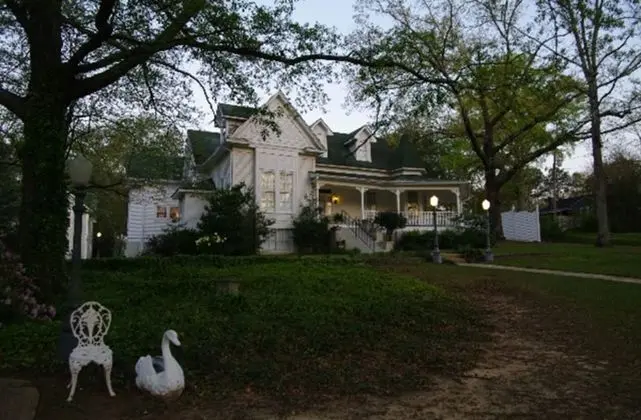 Rose House Inn - 1