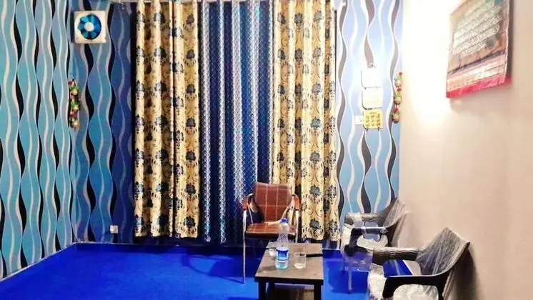 Hotel Rose One Lahore