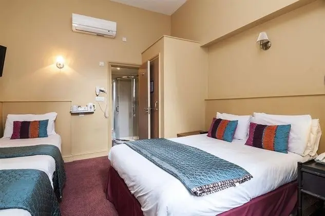 Rose Park Hotel
