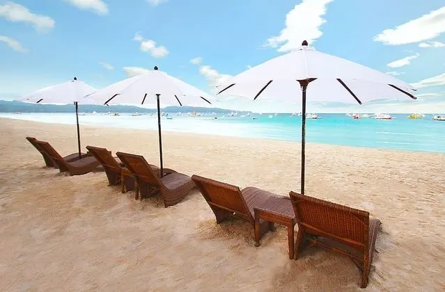 The Rose Pike at Boracay - Plaj