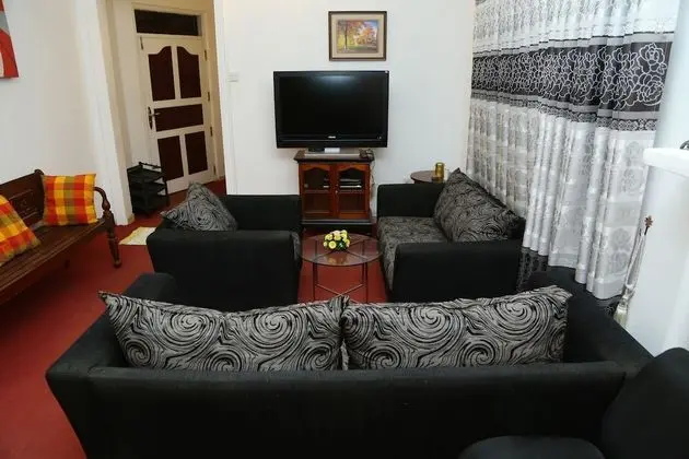 Rosedale Bungalow Nuwaraeliya - Lobi