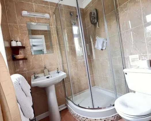 Rosedene Guest House - Banyo Özellikleri