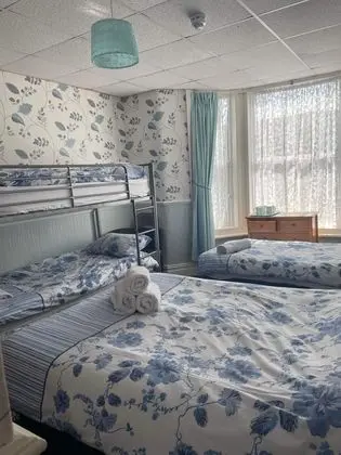 Roselea Hotel - St Chads