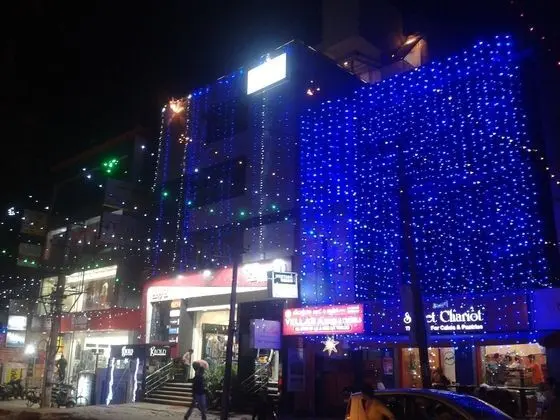 Roseline Suites - A Business Hotel - Dış Mekan