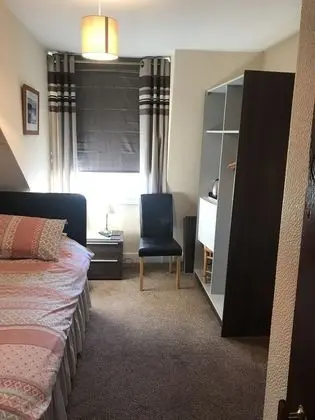 Roselodge Guest House