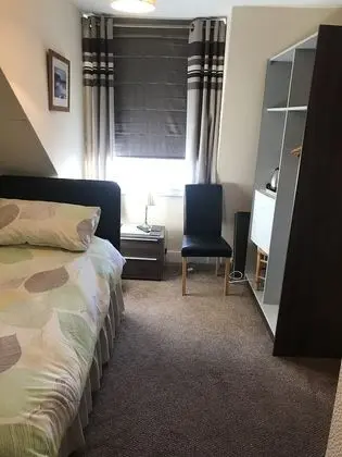 Roselodge Guest House - Oda