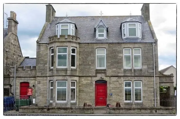 Rosemount Hotel
