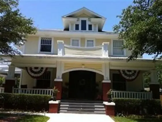 Rosen House Inn