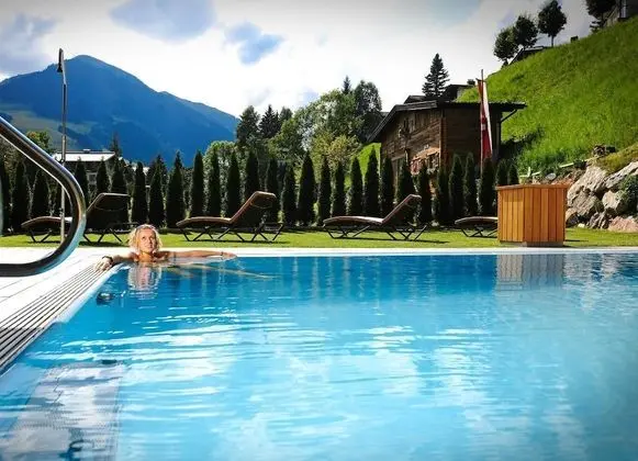 Rosentalerhof Hotel & Apartments - Havuz