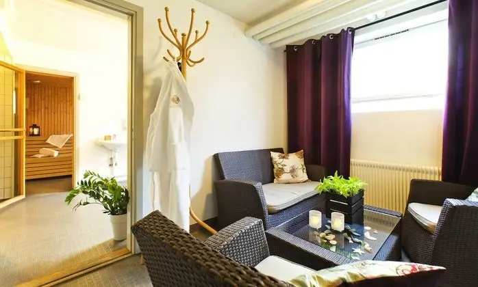 Rosersbergs Slottshotell - Havuz