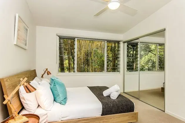 Rosewood House - sweeping ocean views - Oda