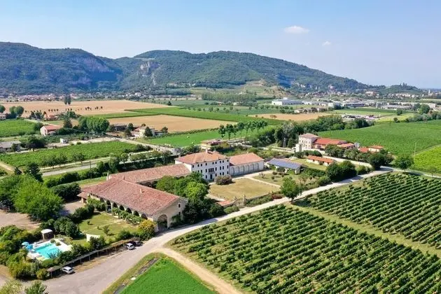 Rosmarino Apartment With two Bedrooms and one Bathroom on the Ground Floor Apartment 1 - Oda