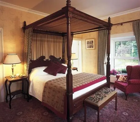 Ross Lake House Hotel - Oda